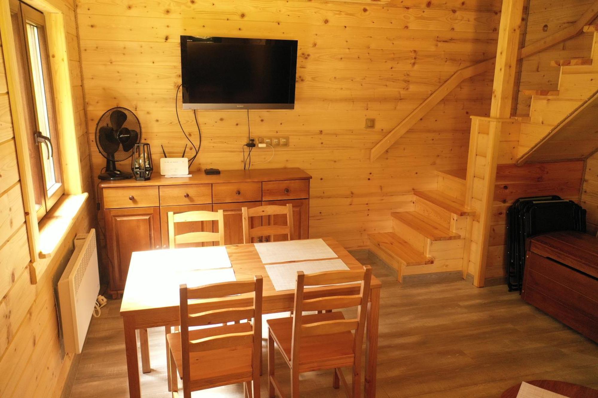 Igielkaroztocze Apartment Bondyrz